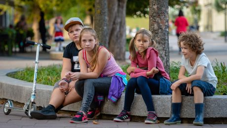 Publiskots jaunās ģimenes filmas „Vecā dārza noslēpums” treileris