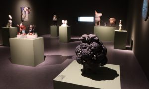 Dienvidkorejā skatāma izstāde “Drošie horizonti: Baltijas laikmetīgā keramika”